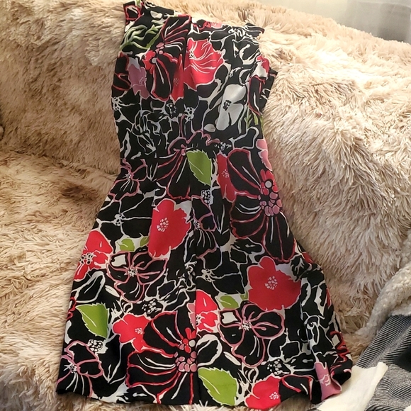 Banana Republic dress size 2 100% polyester Great conditions multicolored - Picture 6 of 17